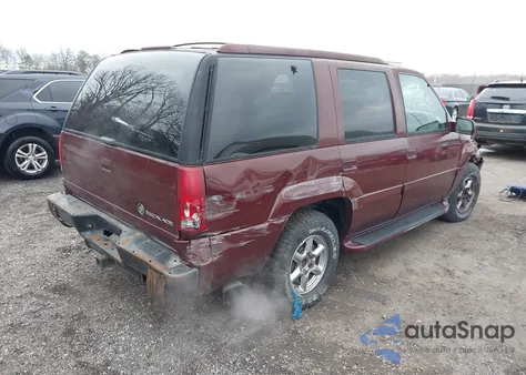 2000 Cadillac Escalade Standard z USA, uszkodzony, nr VIN 1GYEK13R1YR139930
